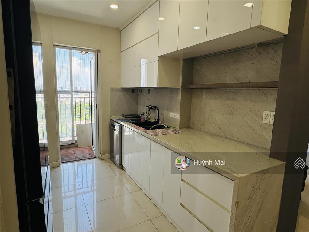 Cho thuê 3pn3wc 122m2 galaxy quận 4. view cực đẹp ngắm bitexco. nội thất cao cấp  25 triệu/tháng
