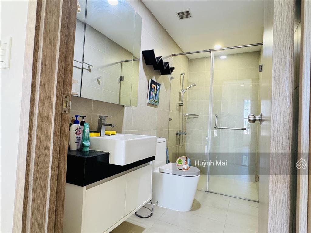 Cho thuê 3pn3wc 122m2 galaxy quận 4. view cực đẹp ngắm bitexco. nội thất cao cấp  25 triệu/tháng