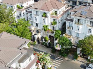 52,5 tỷ cho căn biệt thự cityland 10x22m. nhà đẹp có thang máy. hầm 3 lầu.  em mai hỗ trợ xem nhà