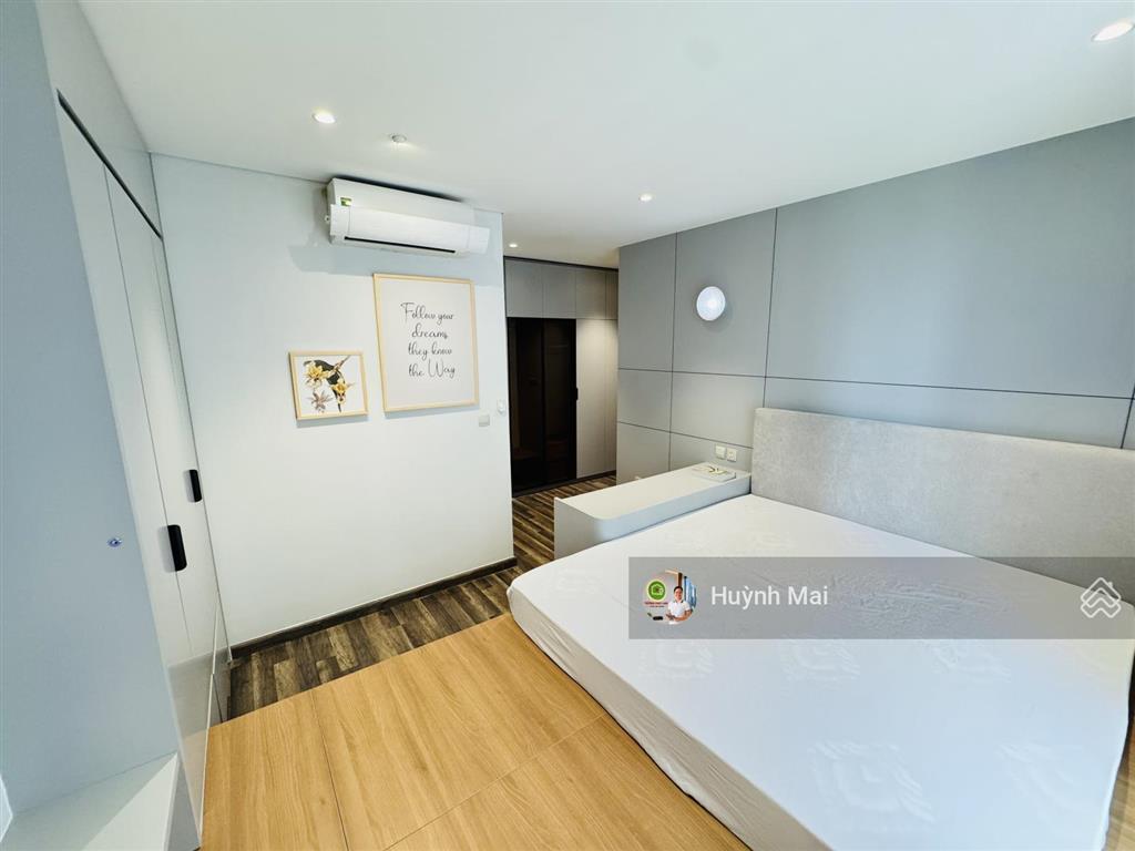 Nội thất cao cấp mới tinh. bán gấp căn hộ hà đô 2pn  2wc, 96m2. giá 13,4 tỷ (sổ hồng sẵn)