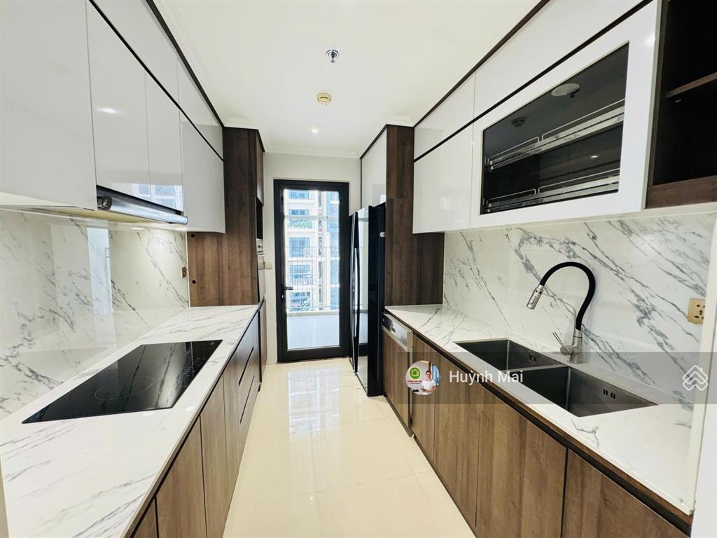 Cần bán căn góc hà đô 3pn+1 | 134m2 | nội thất cao cấp | sổ hồng sẵn | giá 23 tỷ
