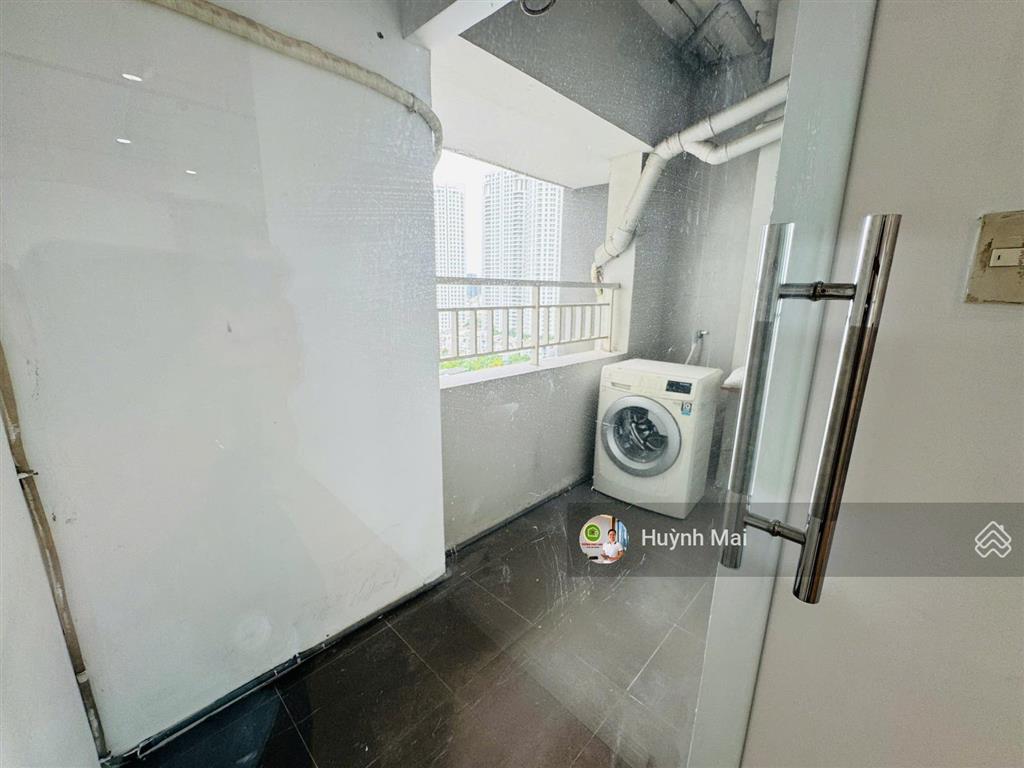 Cho thuê sunrise city 2pn 106m2 | nội thất đầy đủ | view hồ bơi đẹp | giá 20 triệu/tháng