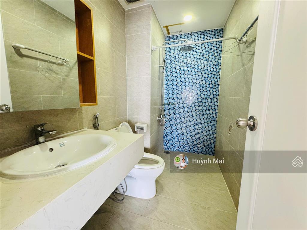 Cho thuê sunrise city 2pn 106m2 | nội thất đầy đủ | view hồ bơi đẹp | giá 20 triệu/tháng
