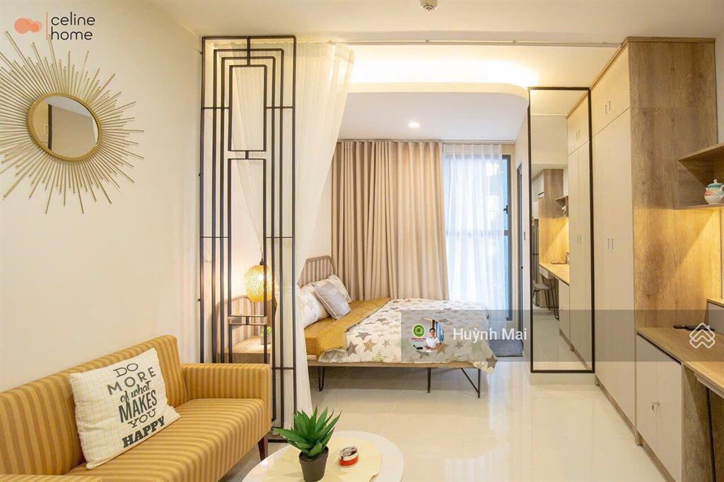 Cần bán căn officetel saigon royal 1pn 30m2. đầy đủ nội thất cao cấp. giá 3,8 tỷ