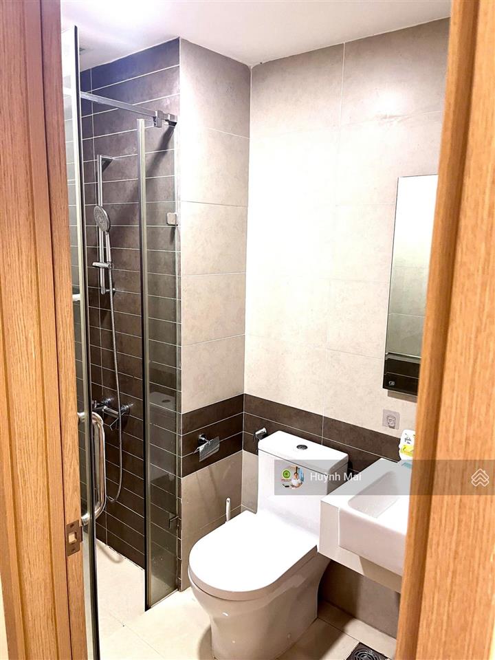 Cho thuê ch officetel rivergate nội thất văn phòng, rèm bếp máy lạnh, diện tích 27m2, giá 14triệu
