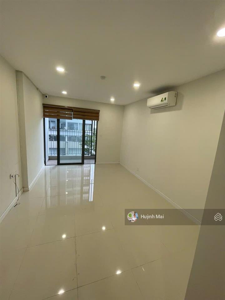 Cần cho thuê căn hộ lavida plus quận 7 diện tích 27m2 rèm bếp máy lạnh và ban công giá 7tr/tháng.