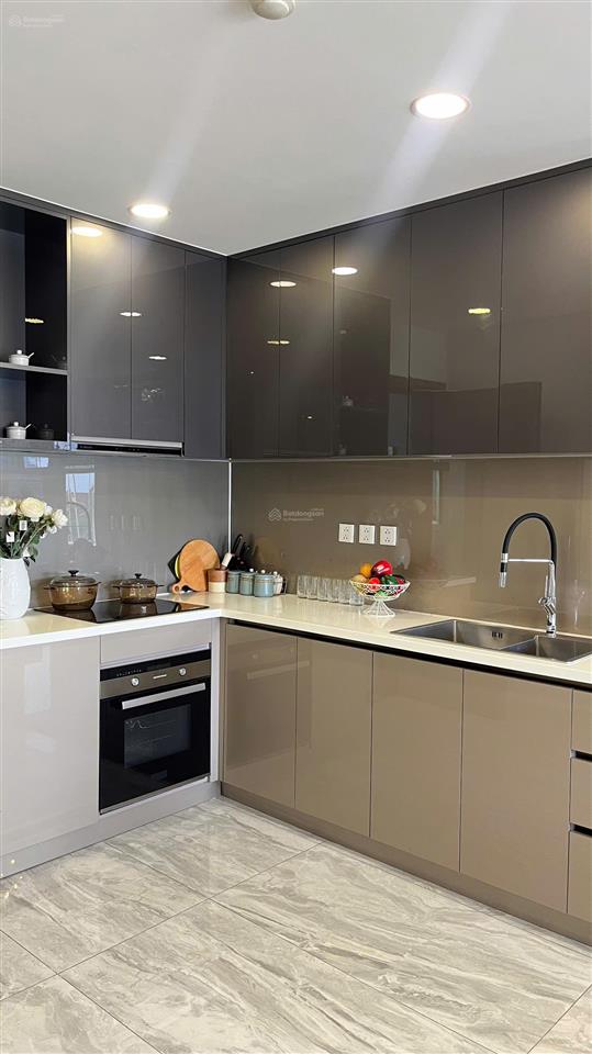 Bán căn 2pn  65m2  bàn giao cơ bản  tt 15% ký hđmb  the peak garden, q7