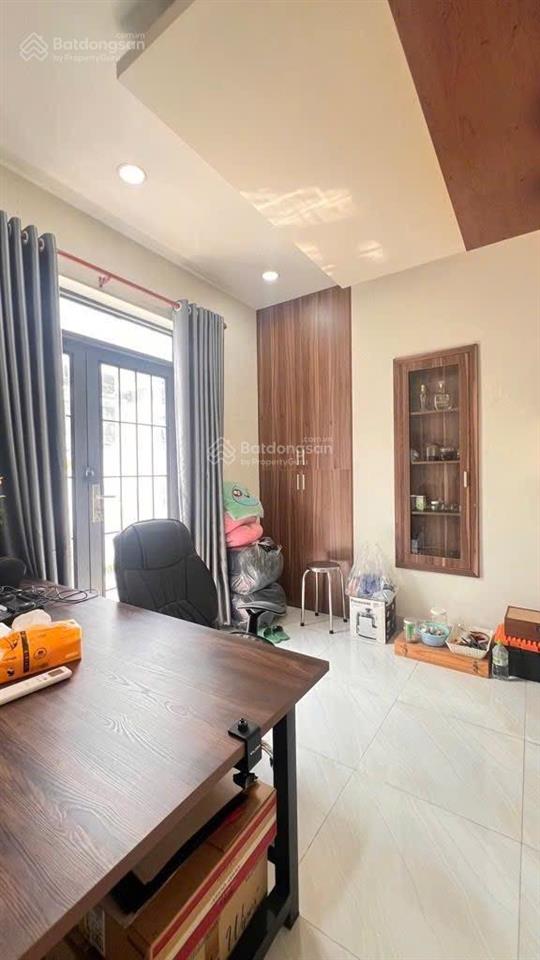 Nhà đẹp 3 tầng  ngang lớn 4.9 x 15m  hxh 6m  ngay ngã tư gò mây bình tân  vài bước qua tân phú.