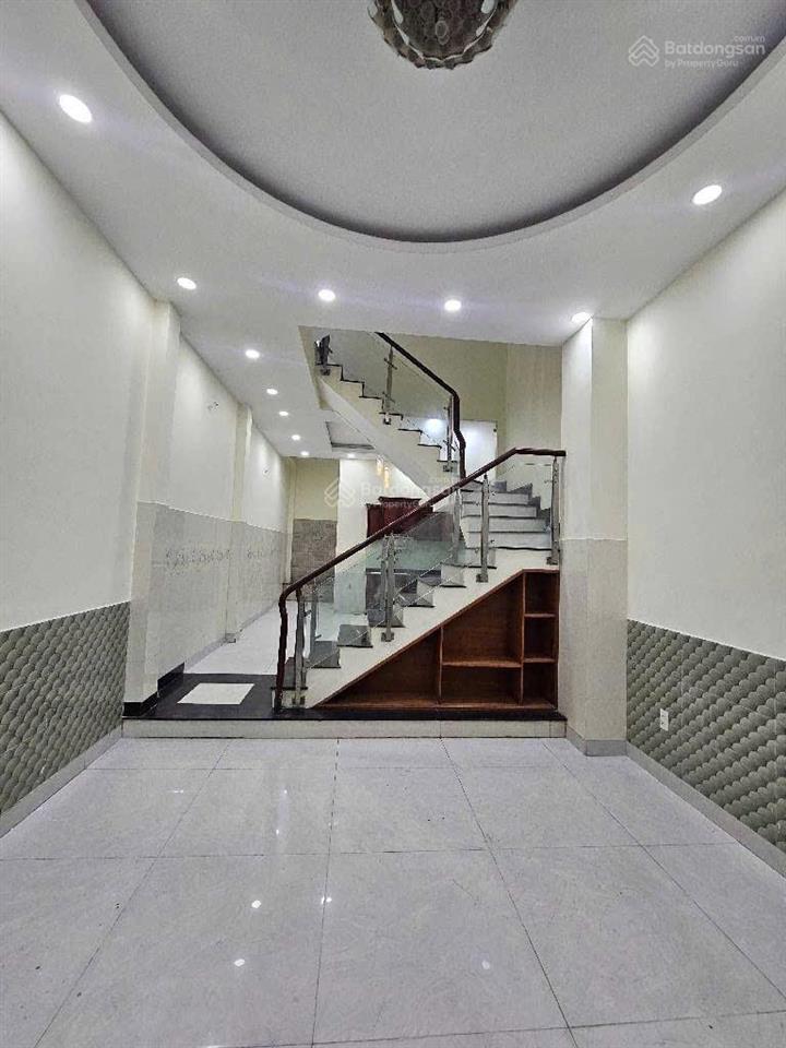 Hồ văn long 4*15m x 4tầng đường nhựa 8m thông k.doanh buôn bán sát ngay tân phú chỉ 2 phút đến.