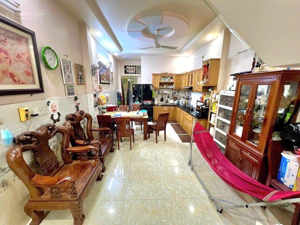 Bán nhà đẹp 2 mặt tiền hẻm ô tô thông vườn lài  70m2  tân phú