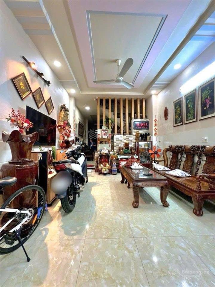 Bán nhà đẹp 2 mặt tiền hẻm ô tô thông vườn lài  70m2  tân phú