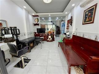 Nhà lô góc 2 tầng  vài bước ra mặt tiền  ngay chợ  tây thạnh tân phú