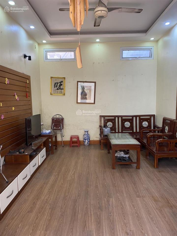 10tr/tháng! ngõ đẹp! nhà đẹp! phố thái thịnh 50m2, 4 tầng, mt5m. nội thất đầy đủ