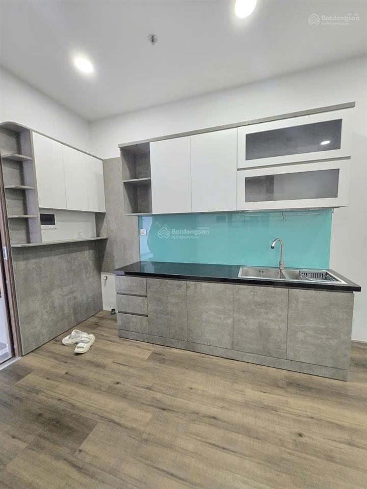 Cho thuê studio 35m² the pegasuite 2  q8