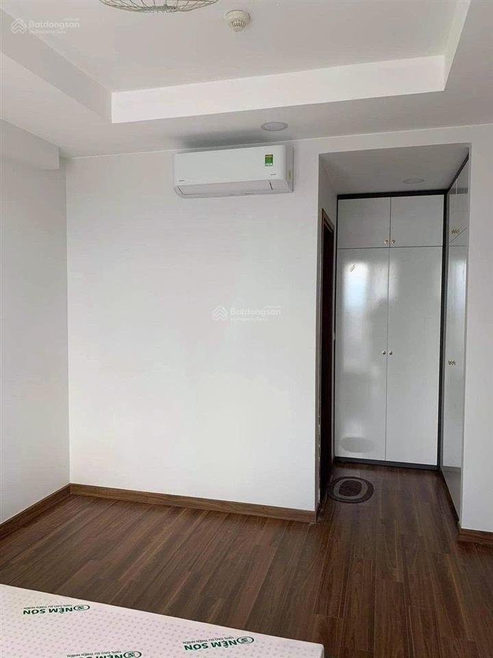 Bán căn 3pn nội thất đẹp view đn mát . xem nhà 0911 012 ***