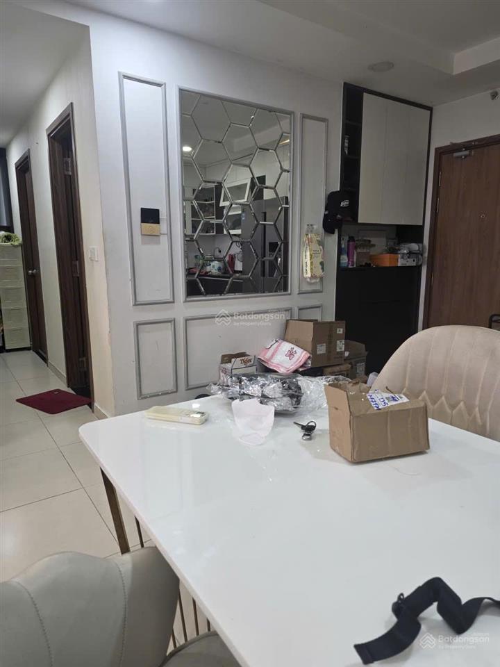 Căn đẹp pegasuite 1 75m 2pn full nội thất chỉ 15 triệu/tháng
