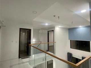 Nhiều khách hỏi căn duplex này chỉ vì một lý do giá quá hời!