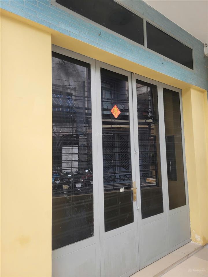 Nhà cho thuê. nhà trống giao ngay, miễn tiếp trung gian
