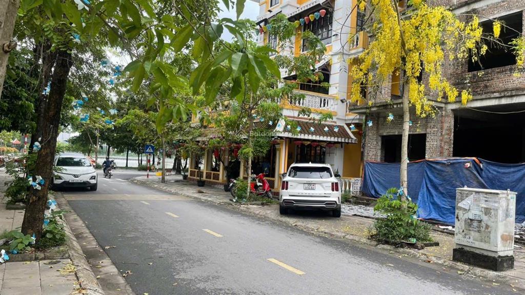 Chính chủ cho thuê biệt thự 163m2 tại khu đô thị thành phố giao lưu, đường phạm văn đồng, hà nội