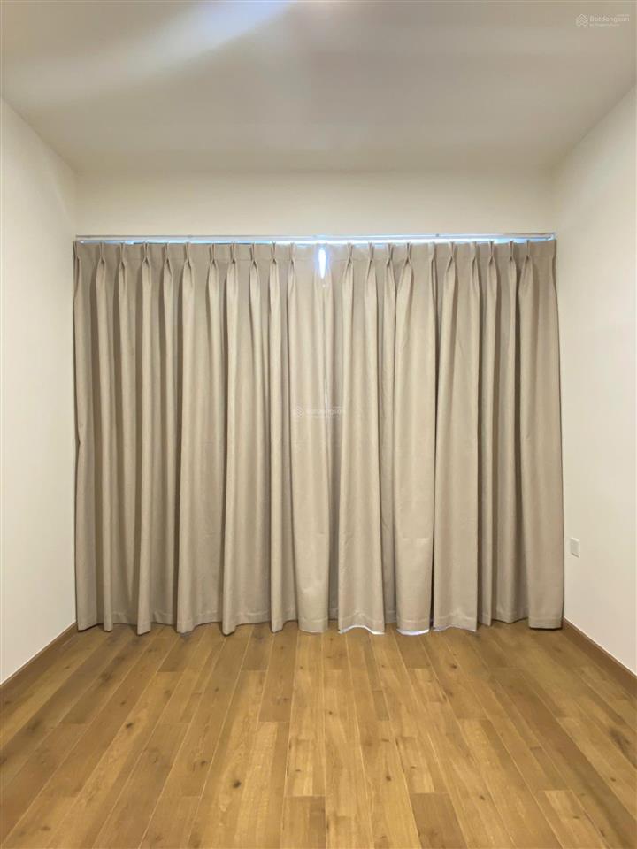 Chỉ 10tr thuê được căn 2pn tháp neo akari miễn phí quản lý ở liền sẵn nội thất