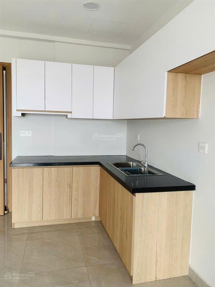Bán căn hộ 2p2wc tầng thấp sổ sẳn