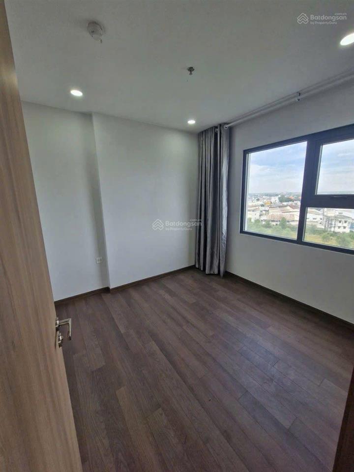 Bán căn hộ 2p2wc tầng thấp sổ sẳn