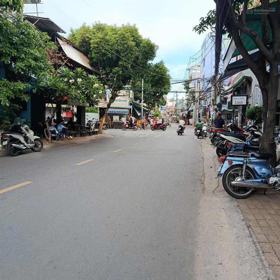 Nhà mặt đg nguyễn bỉnh khiêm  bán gấp 14,5 tỷ  dt 60,8m2 x 6t  lề đường lớn  kinh doanh tốt