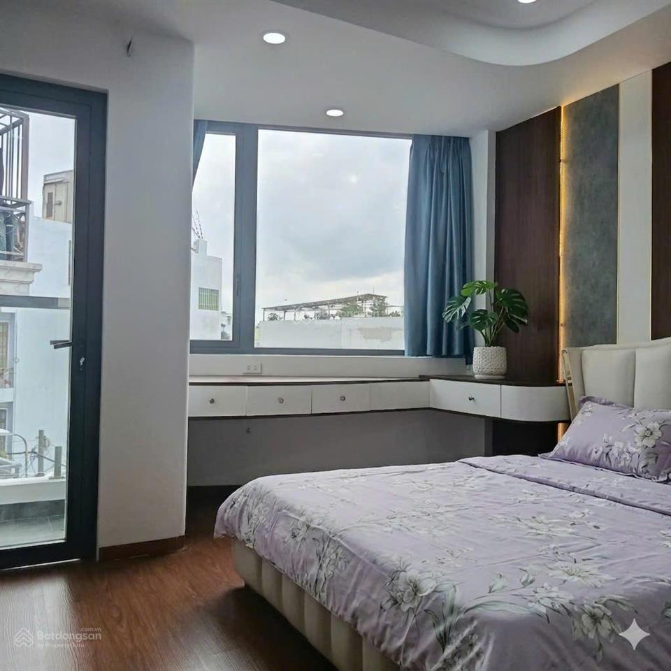 Nhà mới  đẹp 5 tầng x 43m2  nội thất sang  hẻm 2 xe hơi ra nguyễn thái sơn