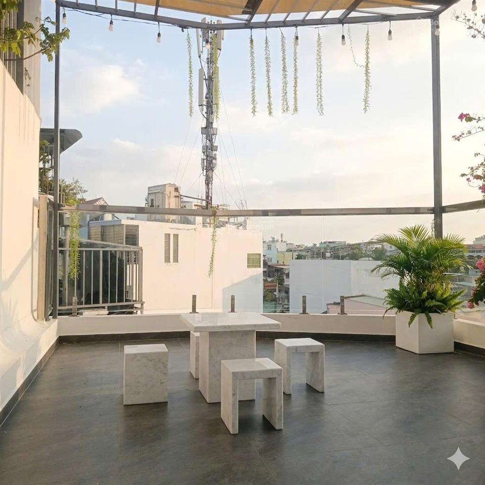 Nhà mới  đẹp 5 tầng x 43m2  nội thất sang  hẻm 2 xe hơi ra nguyễn thái sơn