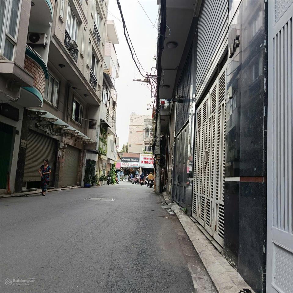 Nhà đẹp tiện ở ngay, hơn 10tỷ lô góc 5t x 46m2  hẻm ô tô tránh  thông ra nguyễn xí, q. bình thạnh