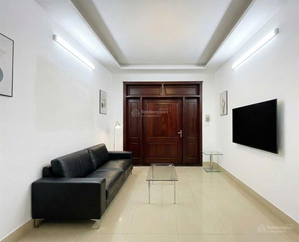 Hiếm * hẻm 4,7m xe hơi đậu cửa nhà 3tầng x 48,2m2 thông ra đường phan đình phùng.