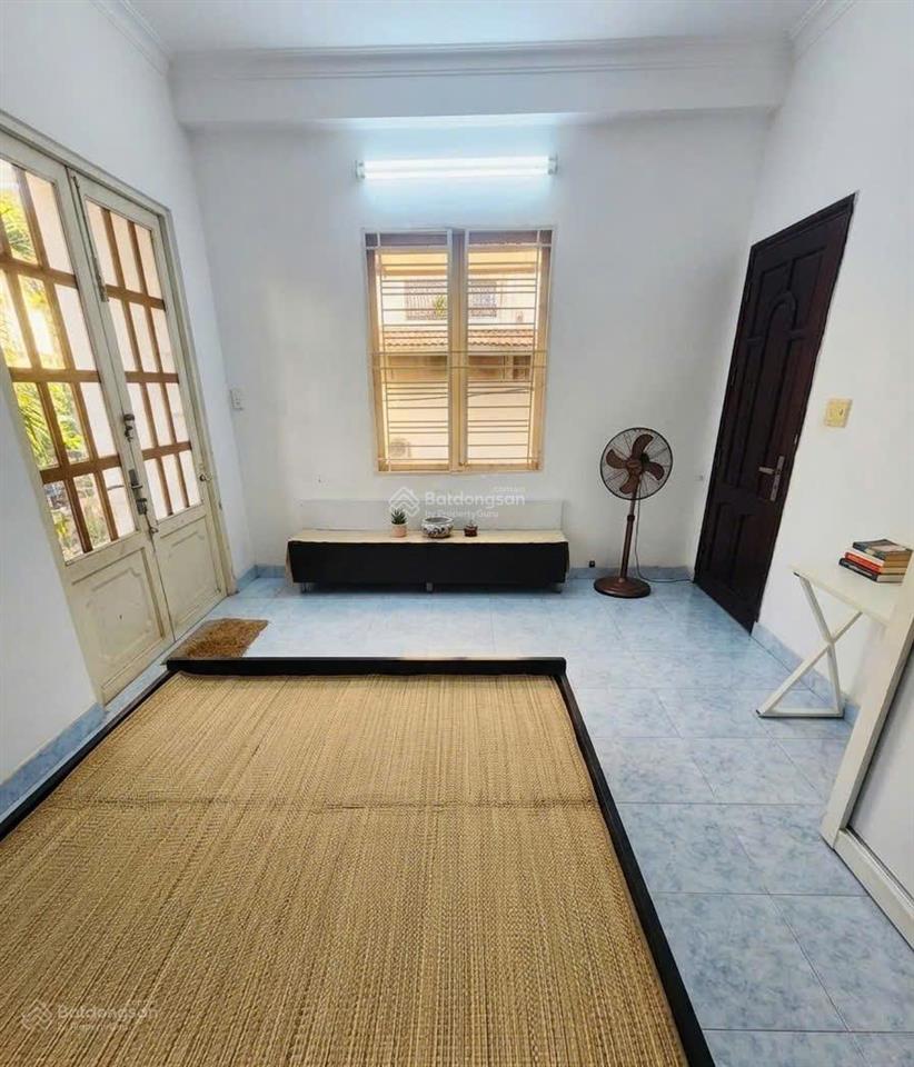Thông ra phan chu trinh, nhà 4 tầng x 48,6m2  xe hơi đậu cửa  bán gấp
