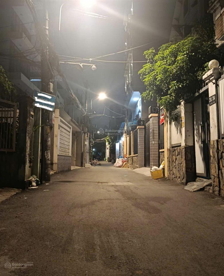Thông ra phan chu trinh, nhà 4 tầng x 48,6m2  xe hơi đậu cửa  bán gấp