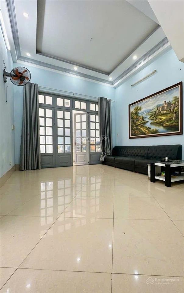 Hẻm 2 xe hơi nhà 3 tầng x 55 m2  ngay trường hutech, p. gia định