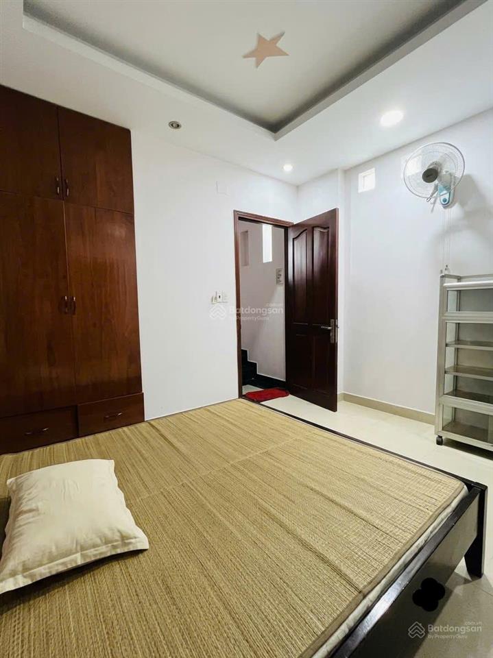 Hẻm 2 xe hơi nhà 3 tầng x 55 m2  ngay trường hutech, p. gia định
