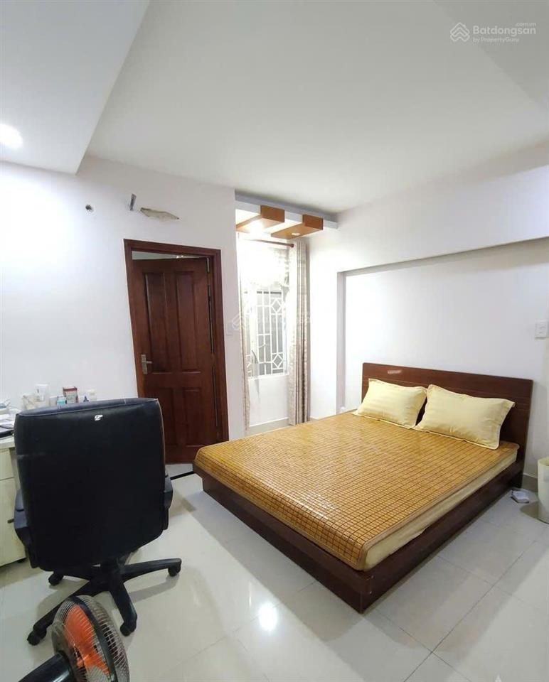 Hẻm 2 xe hơi nhà 3 tầng x 55 m2  ngay trường hutech, p. gia định