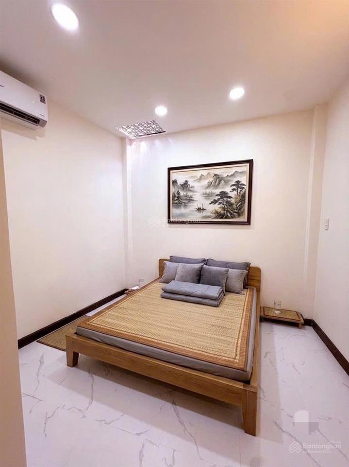 Nhà 4 tầng x 66m² hẻm xe hơi thông ra đường lê quang định giá tốt