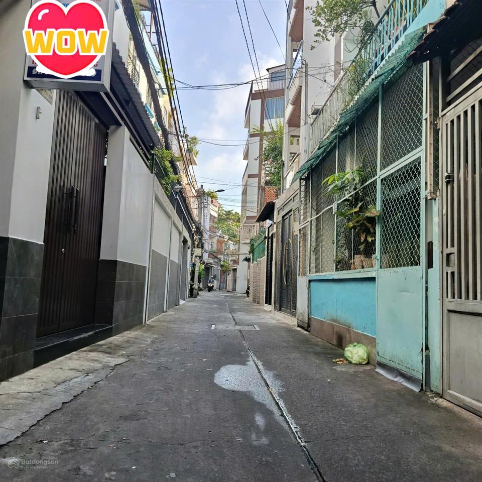 Gấp bán xe hơi đậu cửa  nhà 3 tầng x 60 m2 ra phan đăng lưu