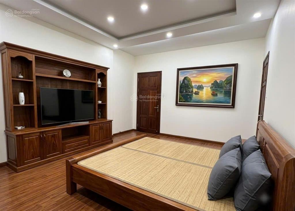 Bán gấp giá tốt  4 tầng x 89m2 nhà đẹp  nội thất sang ra bùi đình túy