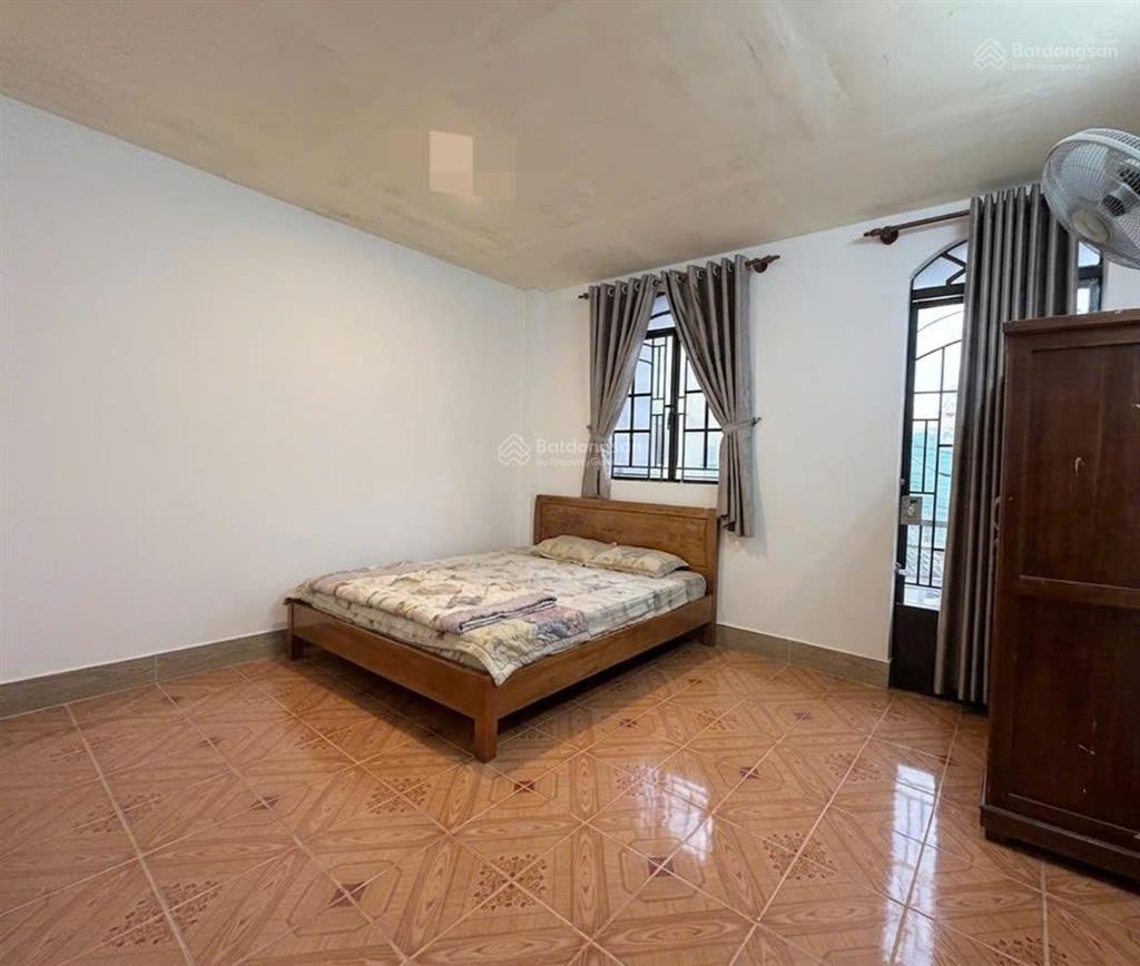 Ngộp bán gấp  nhà 2 tầng x 41m²  hẻm thông 2 xe tải hơn 100m ra đường dương quảng hàm