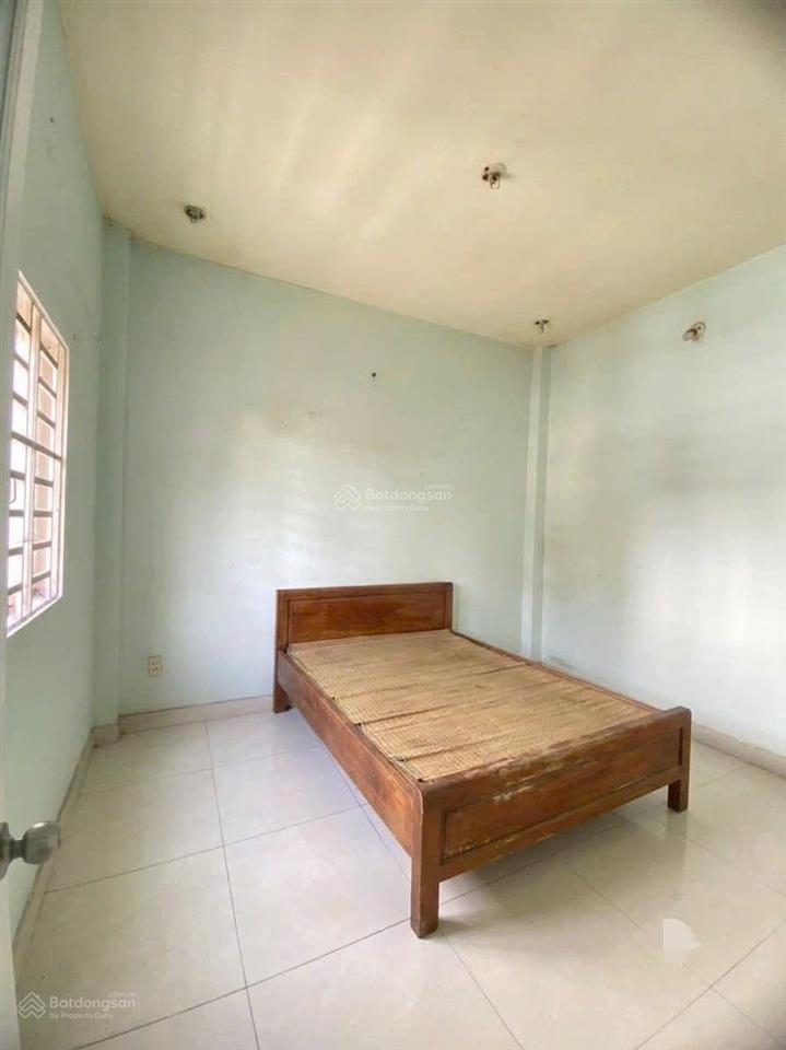 Ngộp bán gấp  nhà 2 tầng x 41m²  hẻm thông 2 xe tải hơn 100m ra đường dương quảng hàm