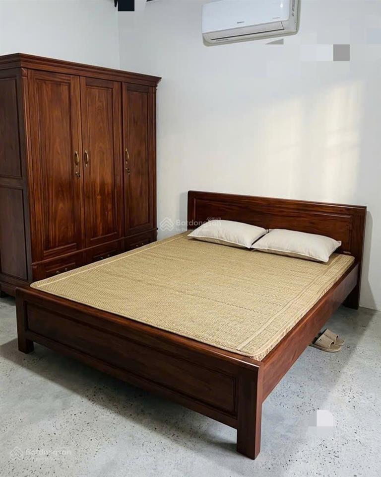 Nhỏ đẹp  nhà 2 tầng x 32m2  hẻm xe hơi thông ra đường phan văn trị  quận bình thạnh