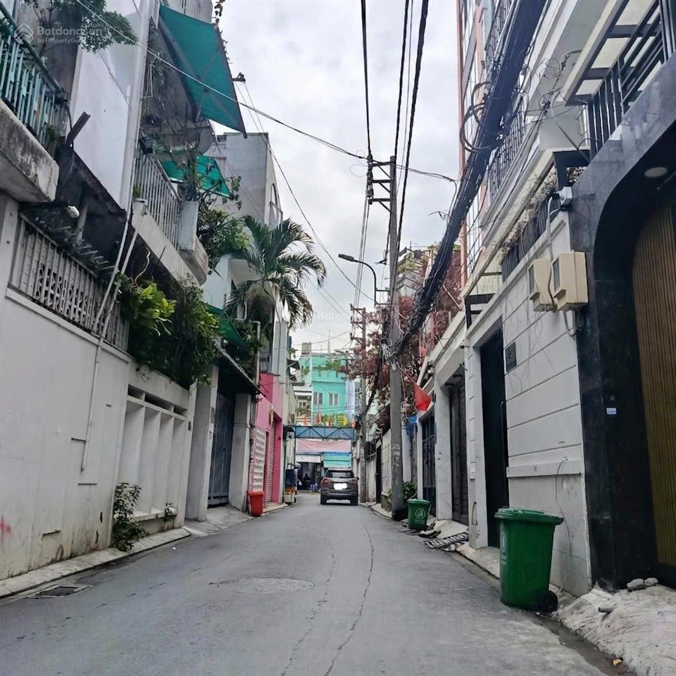 Giá tốt bán nhanh nhà 4 tầng x 47m2, xe hơi đậu cửa thông ra đường nguyễn văn đậu