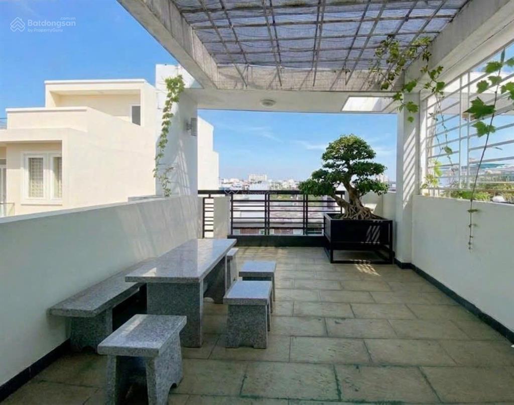 Giá tốt bán nhanh nhà 4 tầng x 47m2, xe hơi đậu cửa thông ra đường nguyễn văn đậu