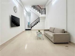 Giá tốt cho chủ mới 2 tầng x 48,2m2 nhà đẹp  xe hơi đỗ cửa ra đường nơ trang long.