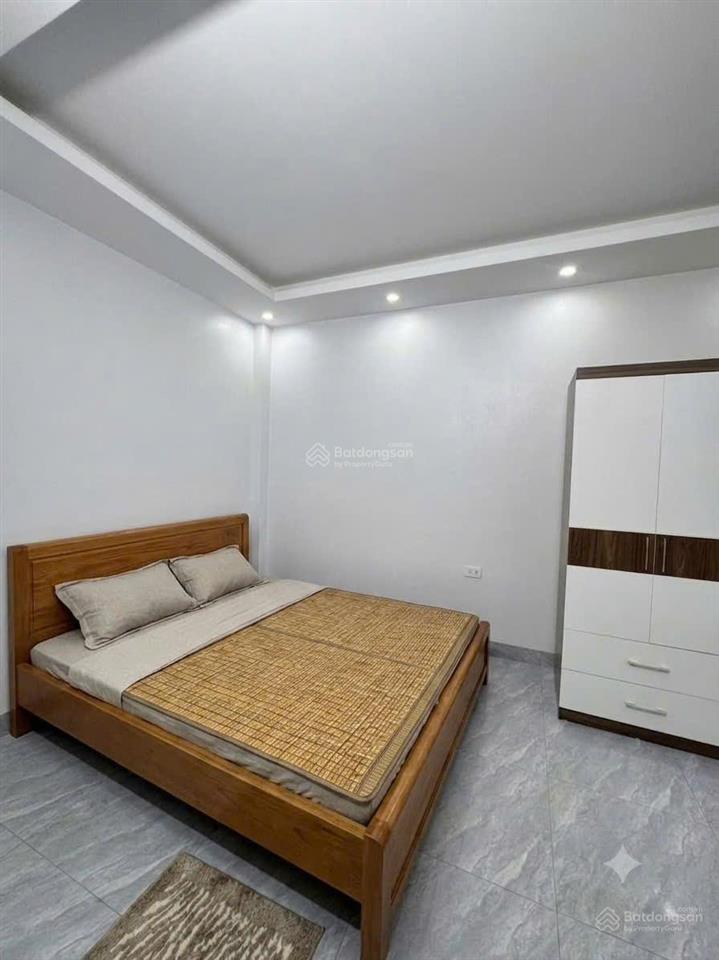 Giảm sâu  hẻm lớn 2 xe hơi nhà 4 tầng x 33,8m2 thông ra phan xích long
