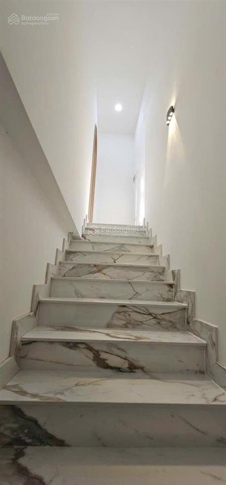 Thiết kế đẹp  full nội thất sang, bán gấp 2 tầng x 48m²  hẻm 2 xe hơi ra nguyễn văn trỗi