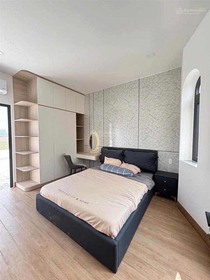 Thiết kế đẹp  full nội thất sang, bán gấp 2 tầng x 48m²  hẻm 2 xe hơi ra nguyễn văn trỗi