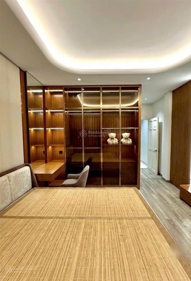 Nhà đẹp 4 tầng x 64m2  hẻm xe hơi  ngay trường cán bộ  q. bình thạnh