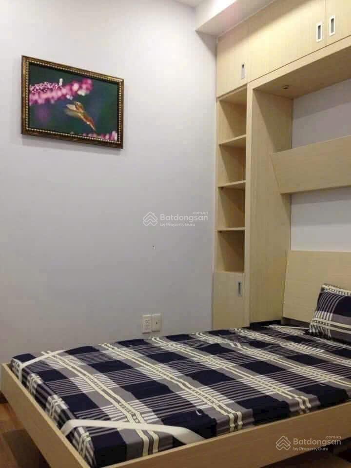 Cho thuê căn 2p ngủ c/c hoa sen lạc long quân giá 11tr/th
